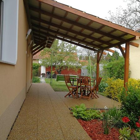 Apartament Agnes Vendeghaz Gyula Zewnętrze zdjęcie
